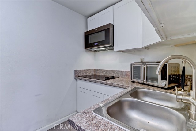 3935 Lime Avenue, Long Beach CA: https://media.crmls.org/medias/bc485524-be1c-4e71-906e-40177b618f88.jpg