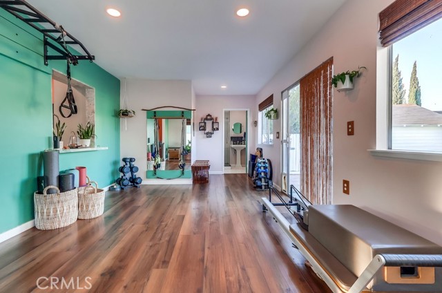 Detail Gallery Image 28 of 63 For 456 Cherry Ave, Long Beach,  CA 90802 - 3 Beds | 4 Baths