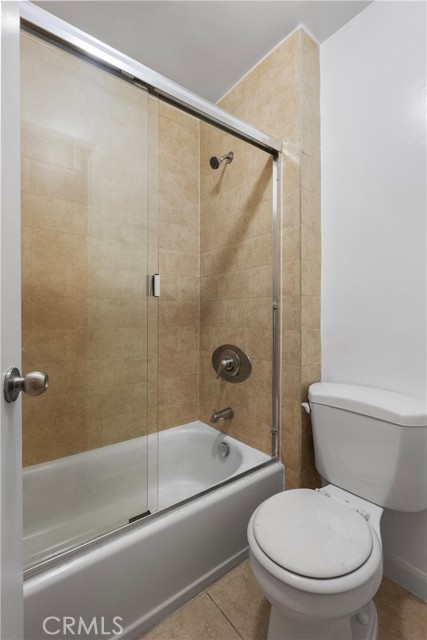 20327 Saticoy Street, 102 photo 16