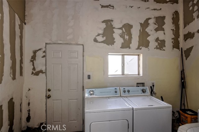 Detail Gallery Image 9 of 67 For 45985 Cottonwood Rd, Newberry Springs,  CA 92365 - 4 Beds | 5/1 Baths