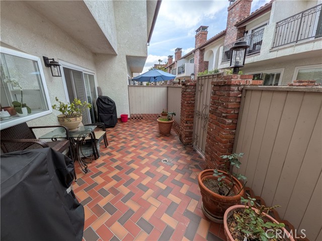 Detail Gallery Image 11 of 26 For 1209 S Catalina Ave, Redondo Beach,  CA 90277 - 4 Beds | 3/1 Baths