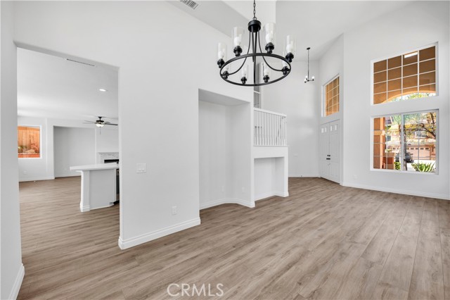 Detail Gallery Image 12 of 58 For 29 Villa Valtelena, Lake Elsinore,  CA 92532 - 4 Beds | 3 Baths
