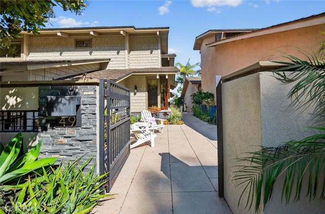 Detail Gallery Image 16 of 26 For 49 Woodhaven Dr, Laguna Niguel,  CA 92677 - 4 Beds | 3 Baths