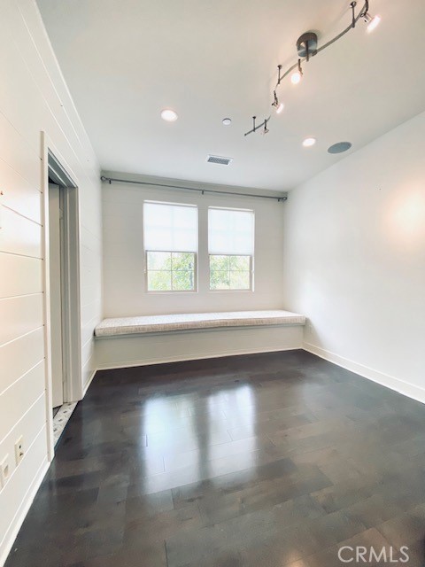 Detail Gallery Image 9 of 17 For 16 Jasmine, Lake Forest,  CA 92630 - 2 Beds | 2/1 Baths