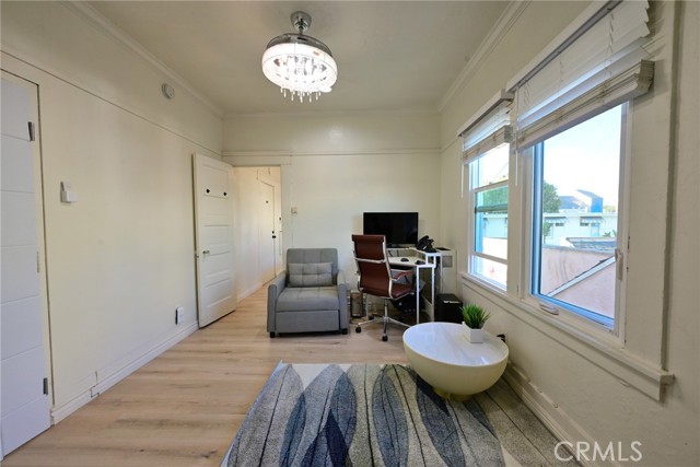 44 48 Navy Street, Venice CA: https://media.crmls.org/medias/bc4de510-7902-4e05-8e23-a74677a86fae.jpg