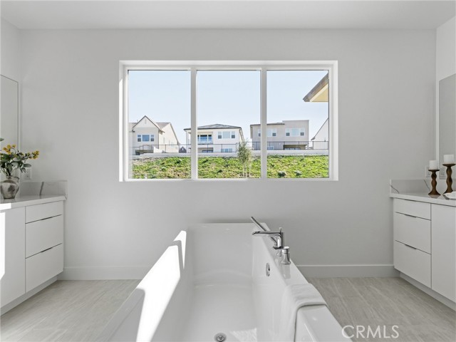 27627 Juniper Lane, Valencia CA: https://media.crmls.org/medias/bc4e6f38-c1b4-40a3-a82a-67d066ab6f69.jpg