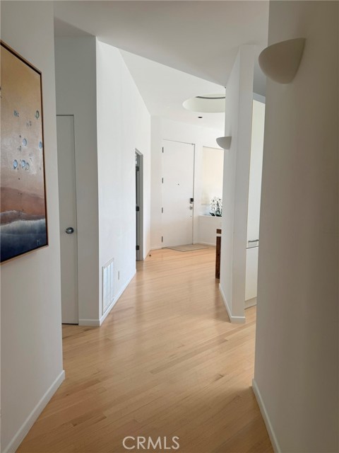 Detail Gallery Image 26 of 44 For 621 6th, Manhattan Beach,  CA 90266 - 3 Beds | 3/1 Baths