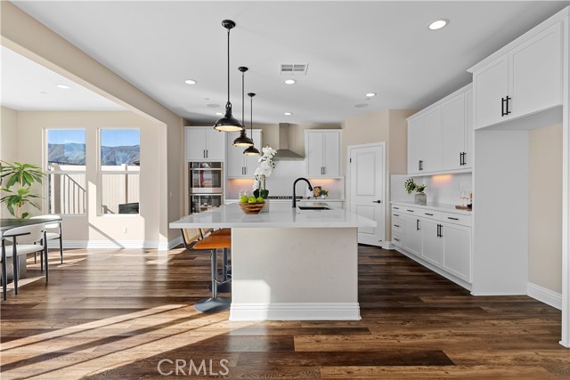 Detail Gallery Image 9 of 33 For 11313 Atlas Ct, Corona,  CA 92883 - 4 Beds | 2/1 Baths