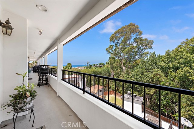 Detail Gallery Image 14 of 31 For 210 Avenida Montalvo #4,  San Clemente,  CA 92672 - 3 Beds | 2 Baths