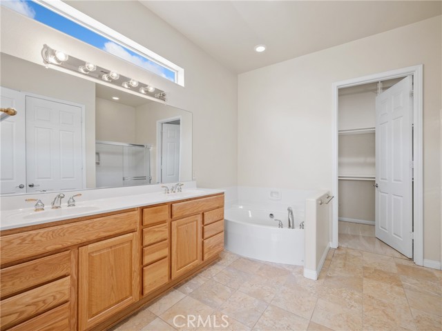 Detail Gallery Image 24 of 38 For 19301 Galloping Hill Rd, Apple Valley,  CA 92308 - 2 Beds | 2/1 Baths