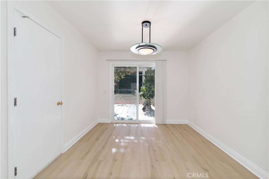 MLS #WS25267882 image #7