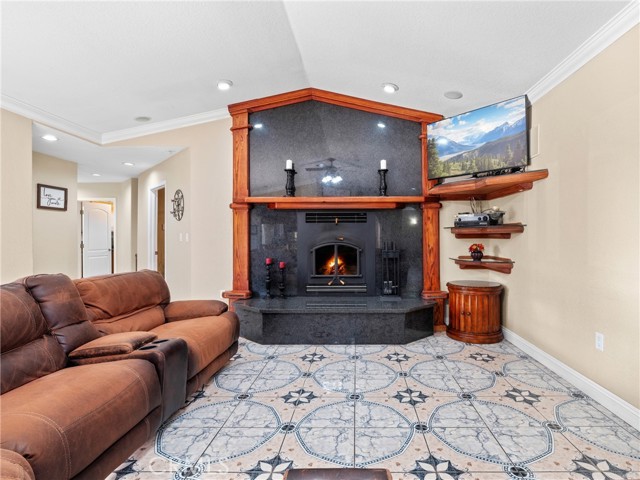 13136 Tawya Road, Apple Valley CA: https://media.crmls.org/medias/bc51d2b2-265f-4792-9aca-f225caaf0366.jpg