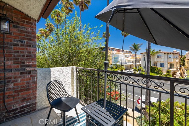 Detail Gallery Image 26 of 51 For 1219 S Catalina Ave, Redondo Beach,  CA 90277 - 4 Beds | 3/1 Baths