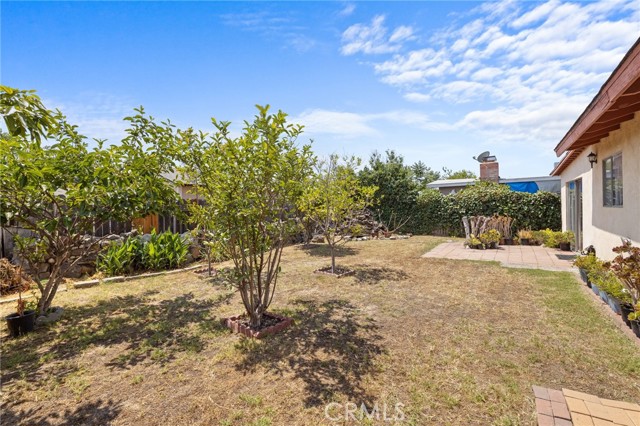 14358 1/2 Jeanette Lane, Baldwin Park CA: https://media.crmls.org/medias/bc534cbb-c289-49dc-8502-ab0e898fe40e.jpg