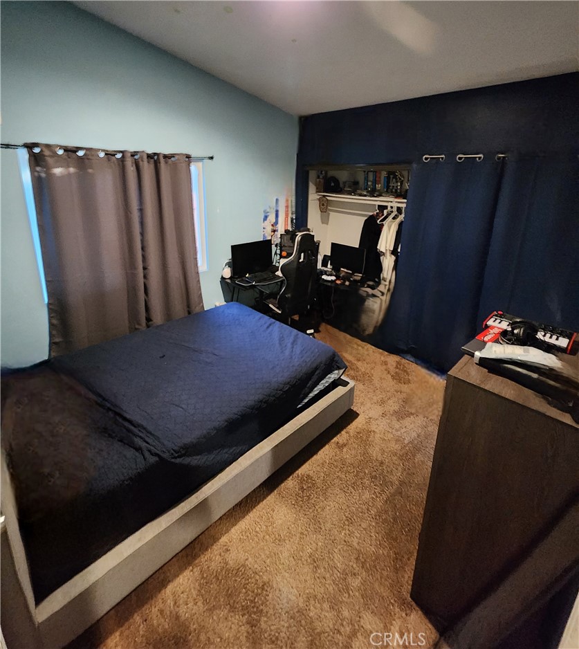 https://media.crmls.org/medias/bc54e403-f521-4431-a717-b16c96a2fb97.jpg?preset=X-Large