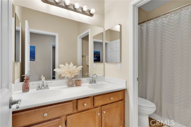 Detail Gallery Image 30 of 50 For 13720 Adams St, Oak Hills,  CA 92344 - 4 Beds | 2 Baths