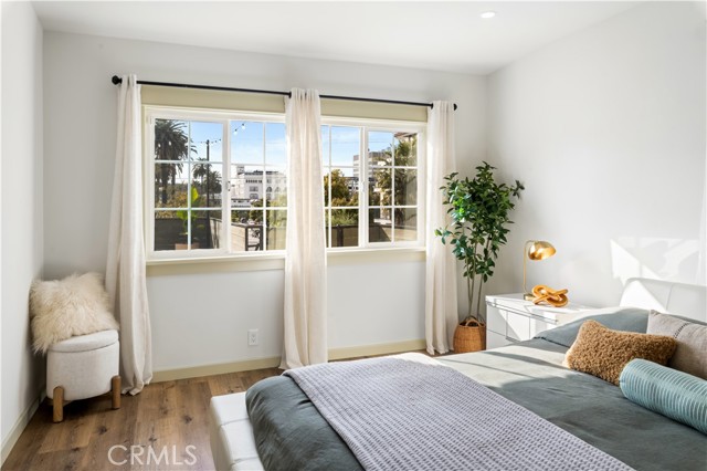 1030 Echo Park Avenue, Los Angeles CA: https://media.crmls.org/medias/bc562538-023d-4405-9f4e-0e5009b13bd8.jpg