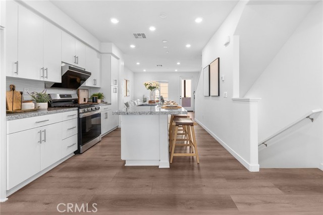 Detail Gallery Image 31 of 59 For 684 Panorama, La Puente,  CA 91744 - 3 Beds | 3/1 Baths