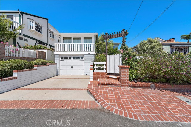 Detail Gallery Image 35 of 39 For 1016 Catalina, Laguna Beach,  CA 92651 - 3 Beds | 2 Baths