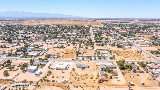 Detail Gallery Image 38 of 42 For 11215 Hawthorne Ave, Hesperia,  CA 92345 - 4 Beds | 2 Baths