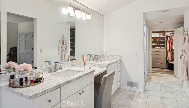 Detail Gallery Image 19 of 27 For 31991 Viapavo Real, Coto de Caza,  CA 92679 - 4 Beds | 4/1 Baths