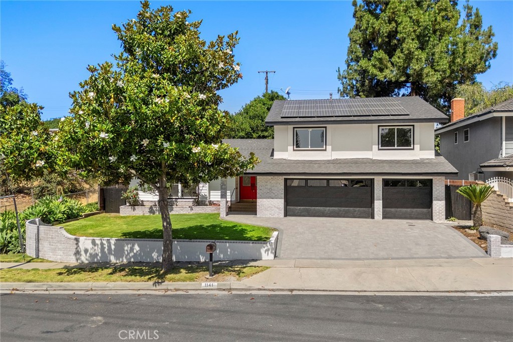 1141 N Palm Street