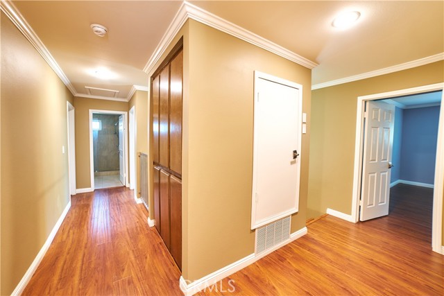 Detail Gallery Image 32 of 43 For 1035 English Oaks, Arcadia,  CA 91006 - 4 Beds | 2/1 Baths