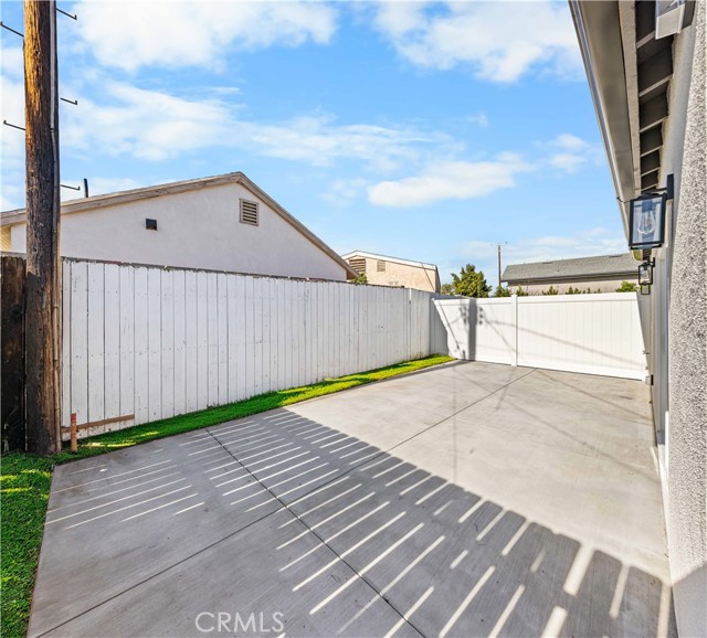 Detail Gallery Image 14 of 16 For 8145 Morse Ave, North Hollywood,  CA 91605 - 2 Beds | 2 Baths