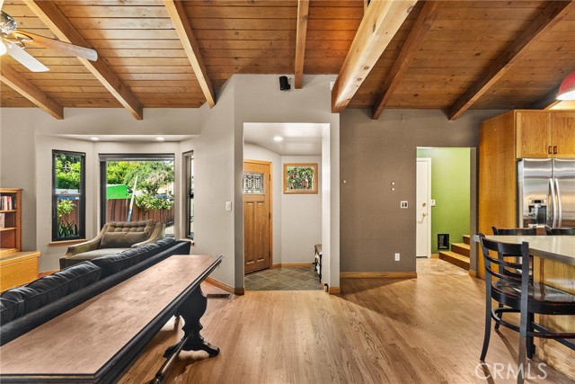 Detail Gallery Image 32 of 54 For 25009 Atwood Bld, Newhall,  CA 91321 - 3 Beds | 2/1 Baths