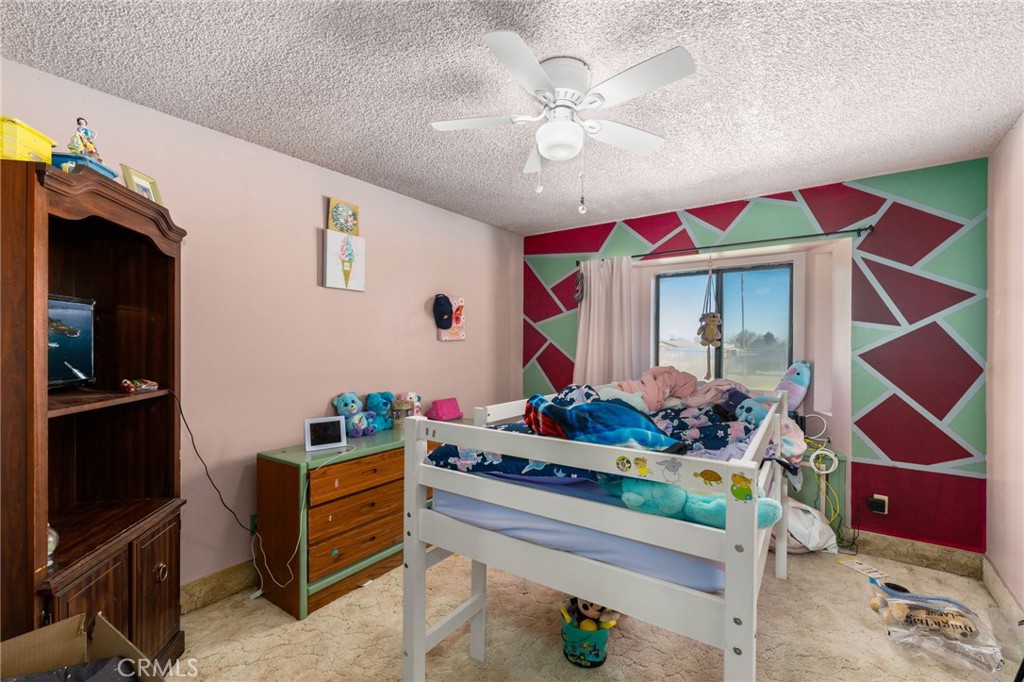 https://media.crmls.org/medias/bc5b5ede-0d54-4140-8411-aa0a6a49aed8.jpg?preset=X-Large