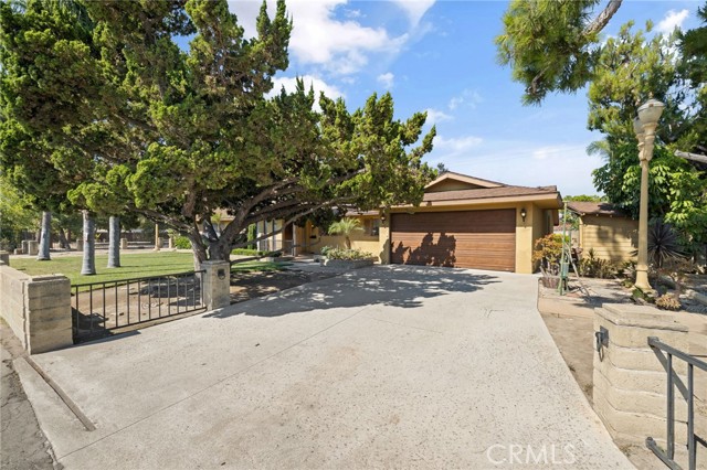 531 N Cherry Tree Lane, Anaheim CA: https://media.crmls.org/medias/bc5b75d3-079e-4458-a124-f62ed1db3de7.jpg