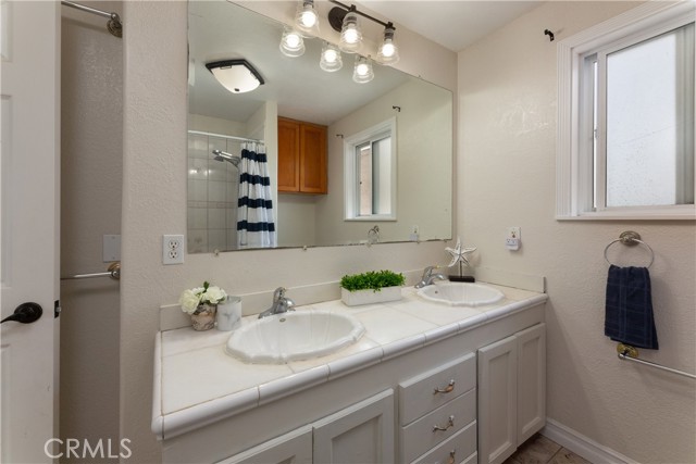 Detail Gallery Image 21 of 39 For 1912 W 222nd St, Torrance,  CA 90501 - 3 Beds | 2 Baths