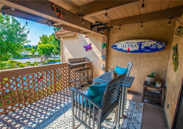 16551 Grunion, Huntington Beach CA: https://media.crmls.org/medias/bc5bf0ce-fab2-4a99-aa8a-fc0587af8d32.jpg