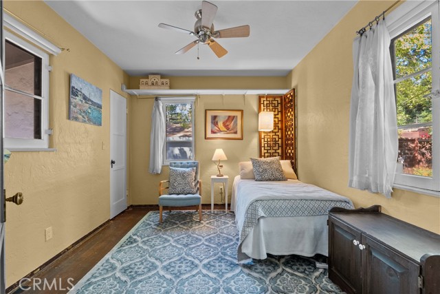 Detail Gallery Image 6 of 34 For 3935 Vista Ct, La Crescenta,  CA 91214 - 2 Beds | 2 Baths