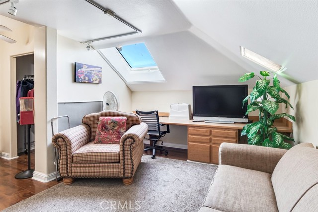 Loft Bedroom with Walk-in Closet