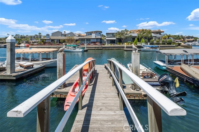 Detail Gallery Image 5 of 43 For 3810 Channel Pl, Newport Beach,  CA 92663 - 3 Beds | 2/1 Baths