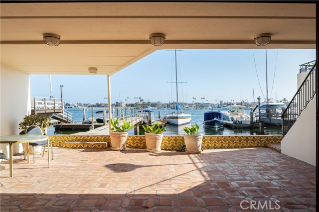 809 Via Lido Soud, Newport Beach CA: https://media.crmls.org/medias/bc5ecca4-8e31-46fc-a8fb-81ac10a00d1e.jpg