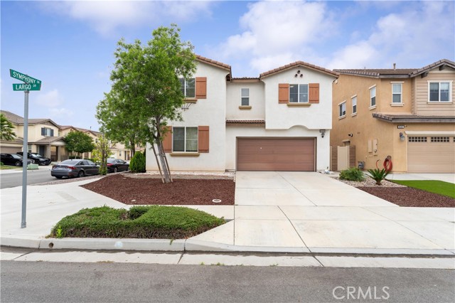 6599 Largo Dr, Eastvale, CA 92880