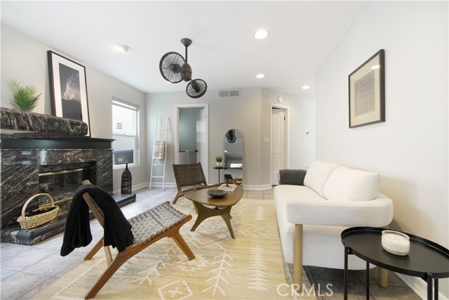 Detail Gallery Image 16 of 31 For 26823 Hot Springs Pl, Calabasas,  CA 91301 - 4 Beds | 2/1 Baths