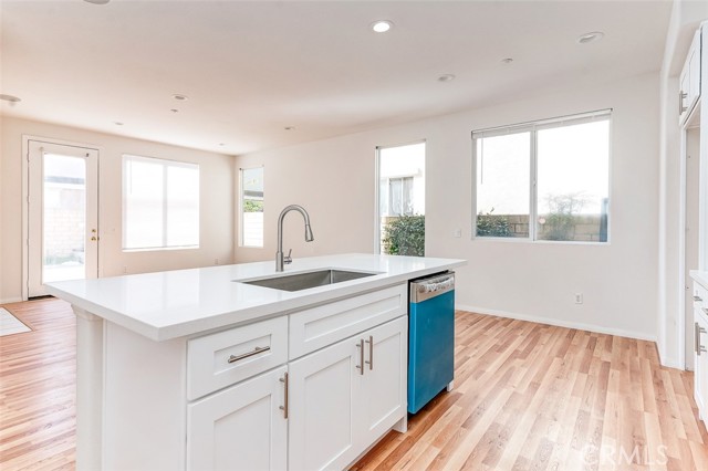 Detail Gallery Image 14 of 29 For 6 Tidewater, Buena Park,  CA 90621 - 3 Beds | 2/1 Baths