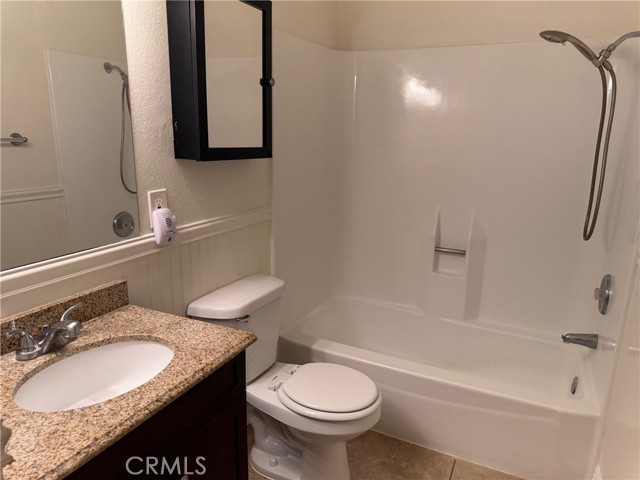 12420 Mount Vernon Avenue, Grand Terrace CA: https://media.crmls.org/medias/bc63f553-d33c-4dd4-be24-adc35d11ee62.jpg