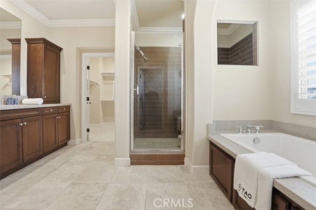 Detail Gallery Image 30 of 49 For 65 Rolling Green, Irvine,  CA 92620 - 4 Beds | 4/1 Baths