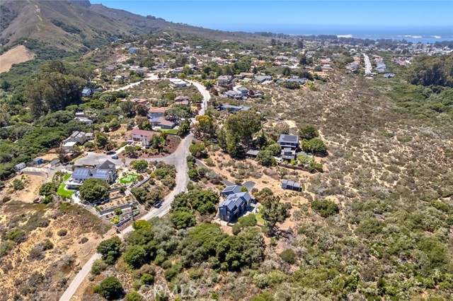 1606 Valley View Drive, Los Osos CA: https://media.crmls.org/medias/bc648490-ed72-4c6b-b0a3-e317e14b5802.jpg