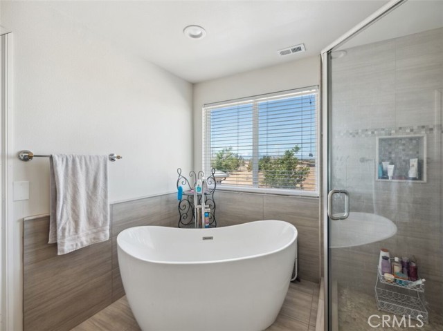 Detail Gallery Image 37 of 52 For 10180 Deep Creek, Apple Valley,  CA 92308 - 5 Beds | 4 Baths