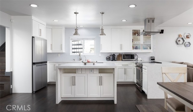 1055 N Mallard St., Orange CA: https://media.crmls.org/medias/bc649aa7-d2f4-4c57-b58e-ac8288bbd1e8.jpg