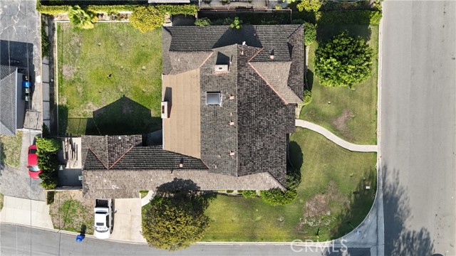 Detail Gallery Image 8 of 15 For 9623 Shellyfield Rd, Downey,  CA 90240 - 3 Beds | 3 Baths