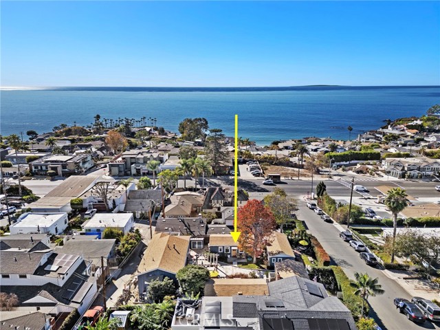 235 Cajon Street, Laguna Beach CA: https://media.crmls.org/medias/bc65d91a-6ad9-42de-8f25-02827b7dddec.jpg