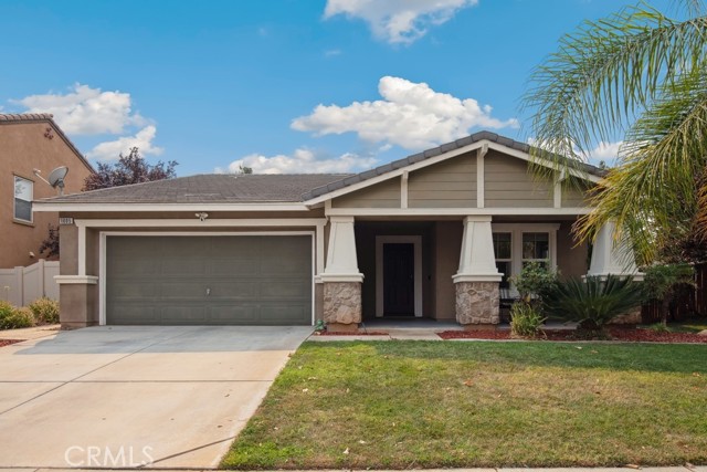 Detail Gallery Image 1 of 34 For 1005 Lillies Way, Beaumont,  CA 92223 - 3 Beds | 2 Baths