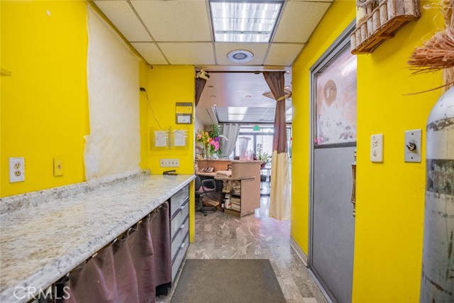 515 S Olive Street, Los Angeles CA: https://media.crmls.org/medias/bc66796a-b23b-44a7-a0bb-a5b6cc090d92.jpg