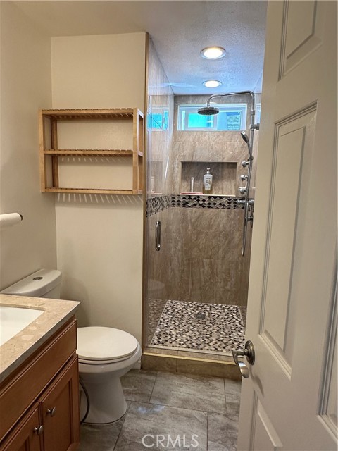 Detail Gallery Image 5 of 22 For 25456 El Picador, Mission Viejo,  CA 92691 - 4 Beds | 3/1 Baths